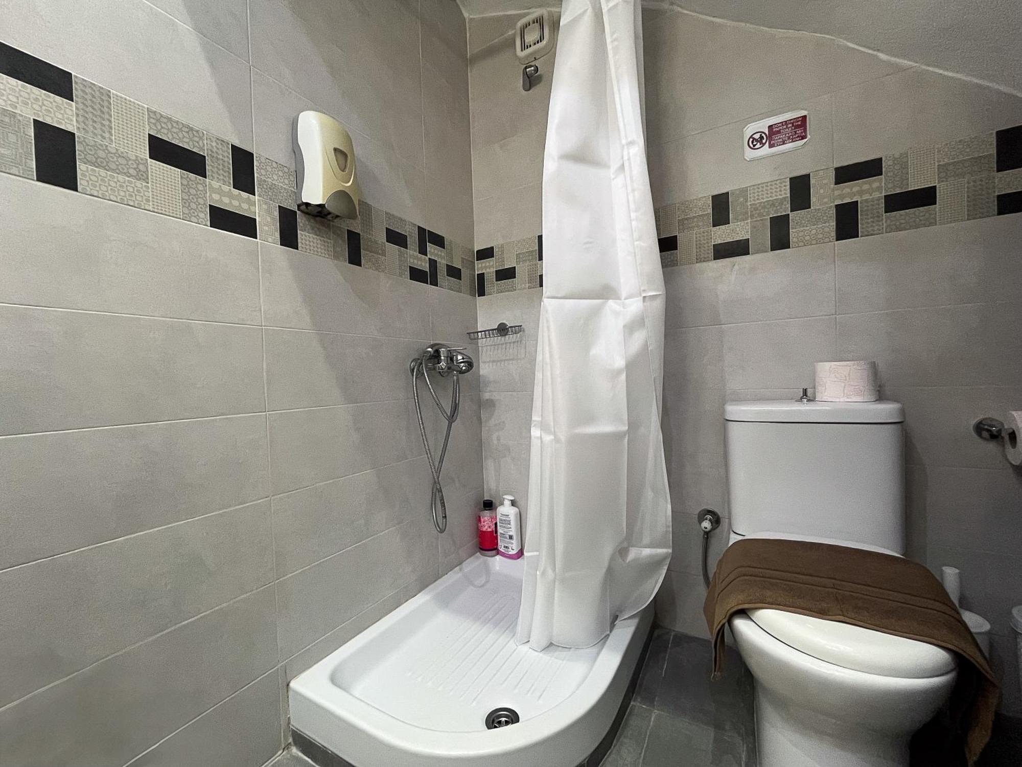 Private Modern Cozy House At The Center Apartment Mytilene Ngoại thất bức ảnh