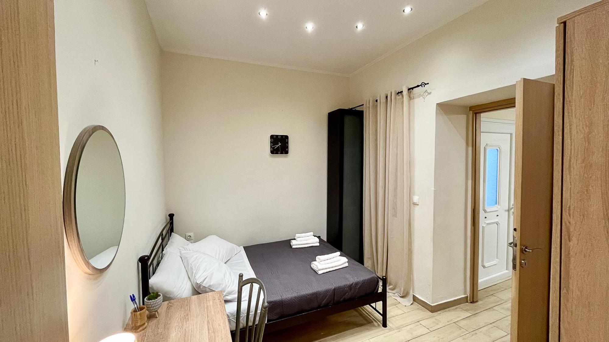 Private Modern Cozy House At The Center Apartment Mytilene Ngoại thất bức ảnh