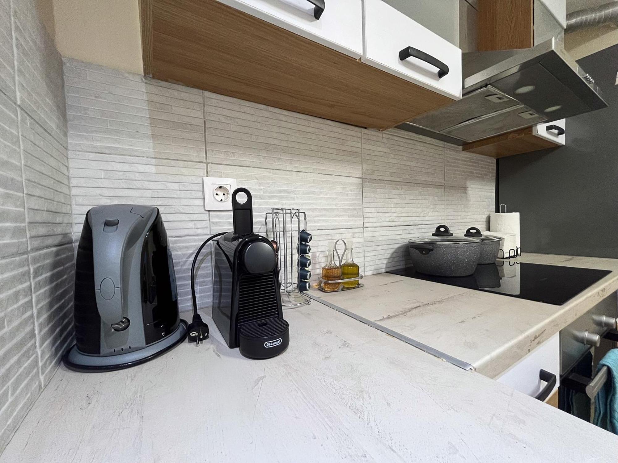 Private Modern Cozy House At The Center Apartment Mytilene Ngoại thất bức ảnh