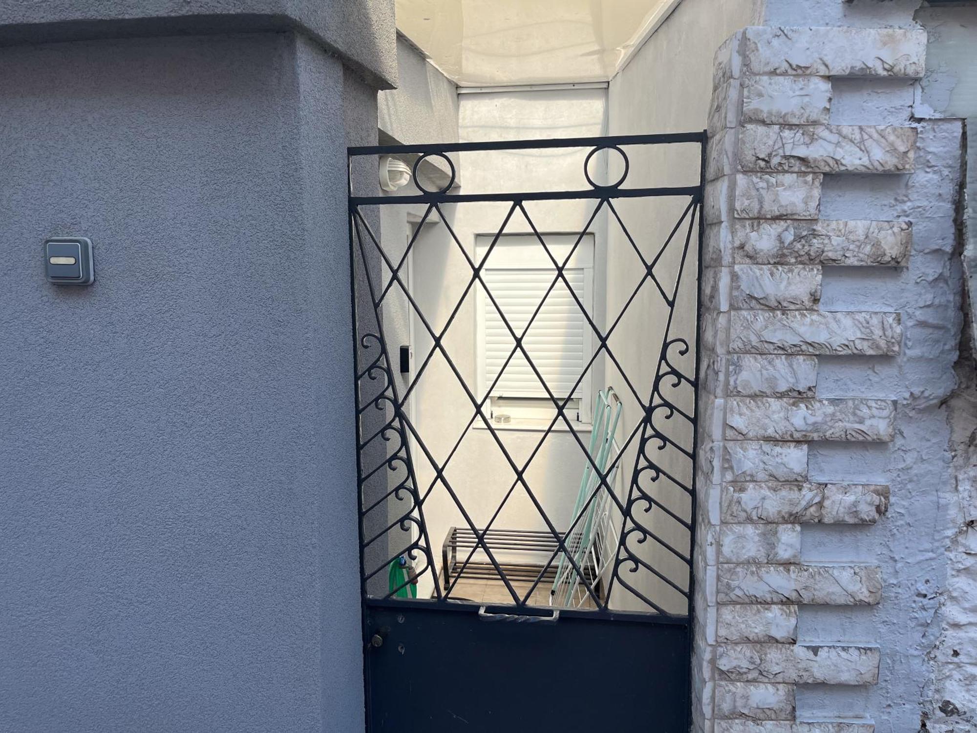 Private Modern Cozy House At The Center Apartment Mytilene Ngoại thất bức ảnh